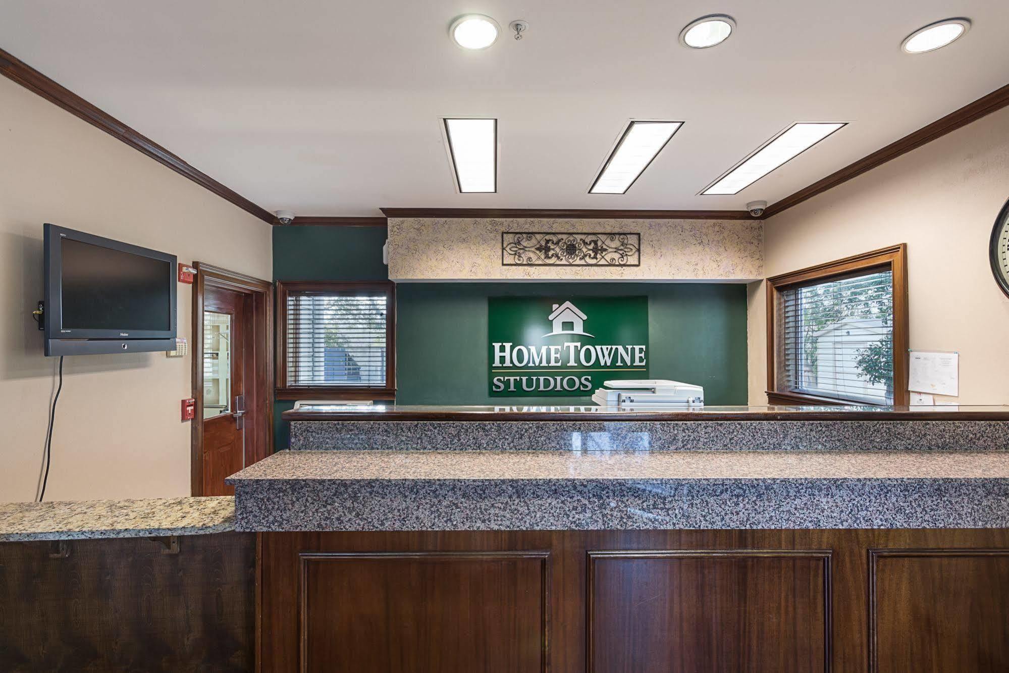 Hometowne Studios By Red Roof Orlando - Casselberry Εξωτερικό φωτογραφία